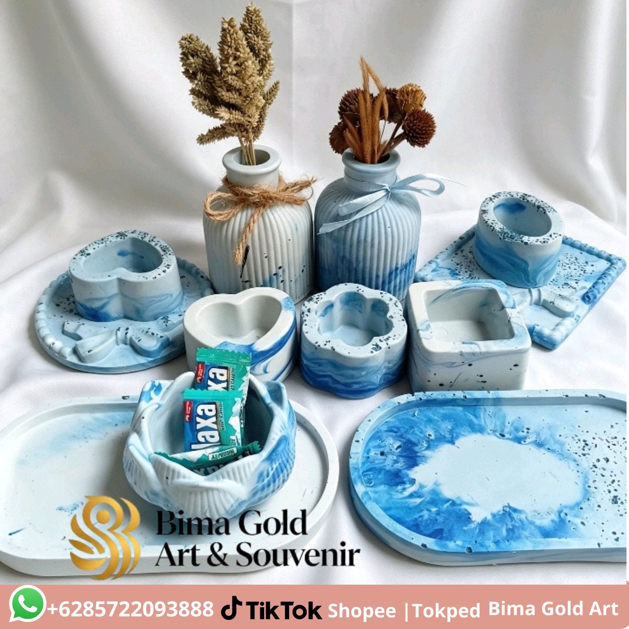 Hiasan Gypsum & Souvenir Blue & White Series