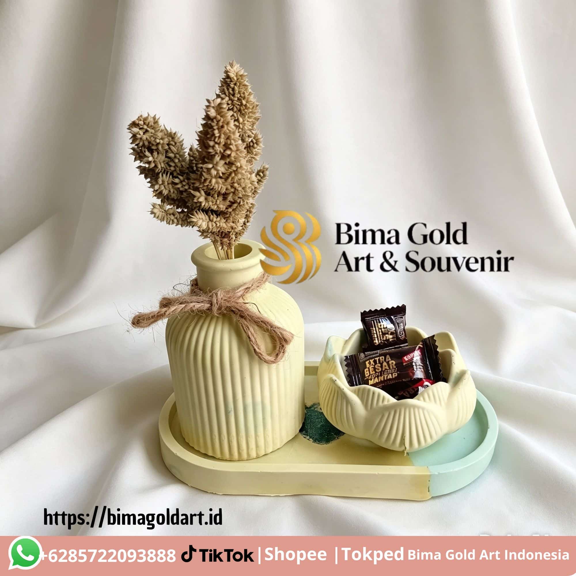 One Set Decoration Yellow Series